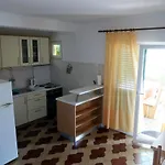 Apartman By The Sea Loviste, Peljesac - 10197 *