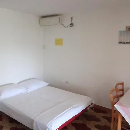 By The Sea Loviste, Peljesac - 10197 *